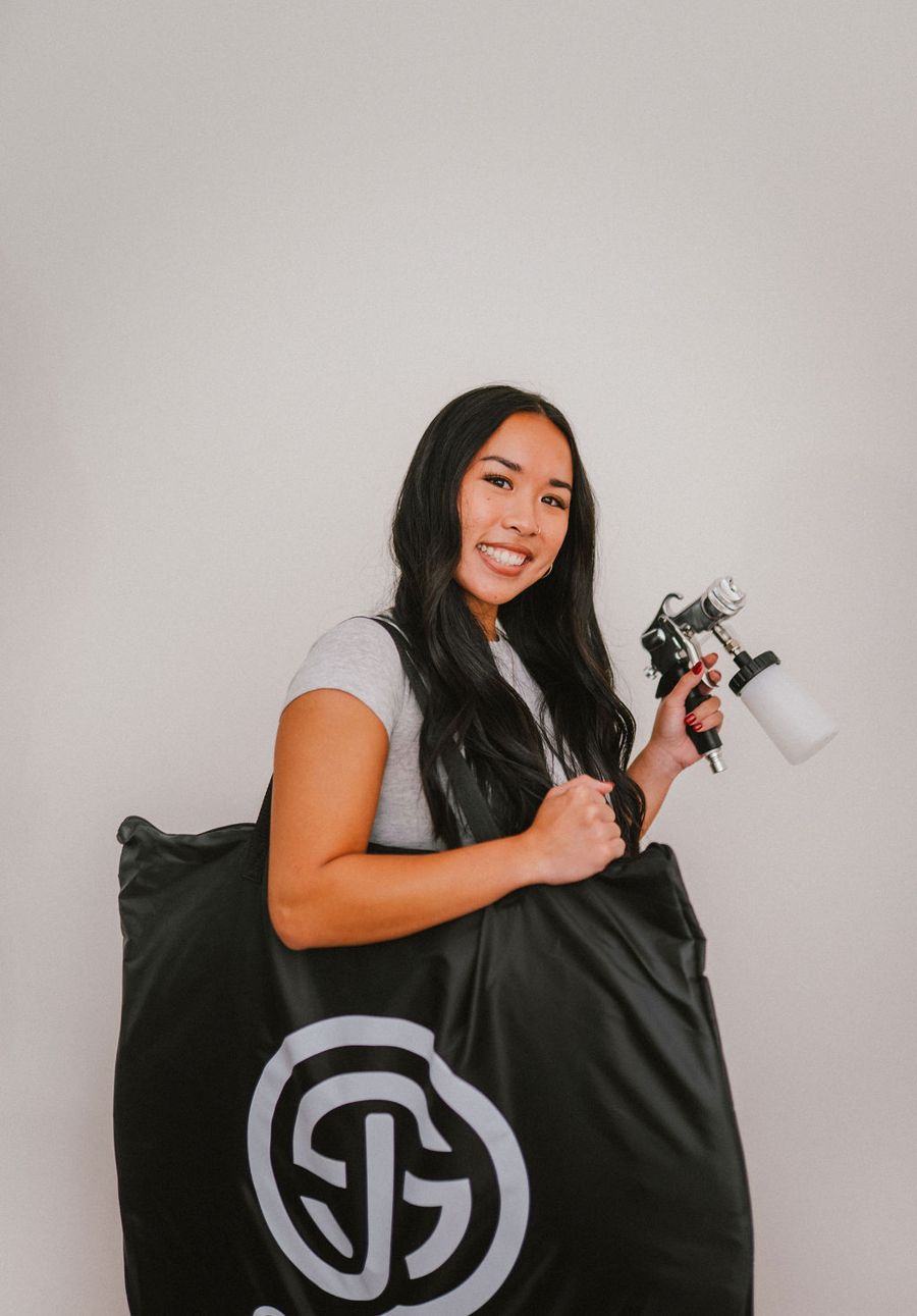 Professional spray tan gun and equipment